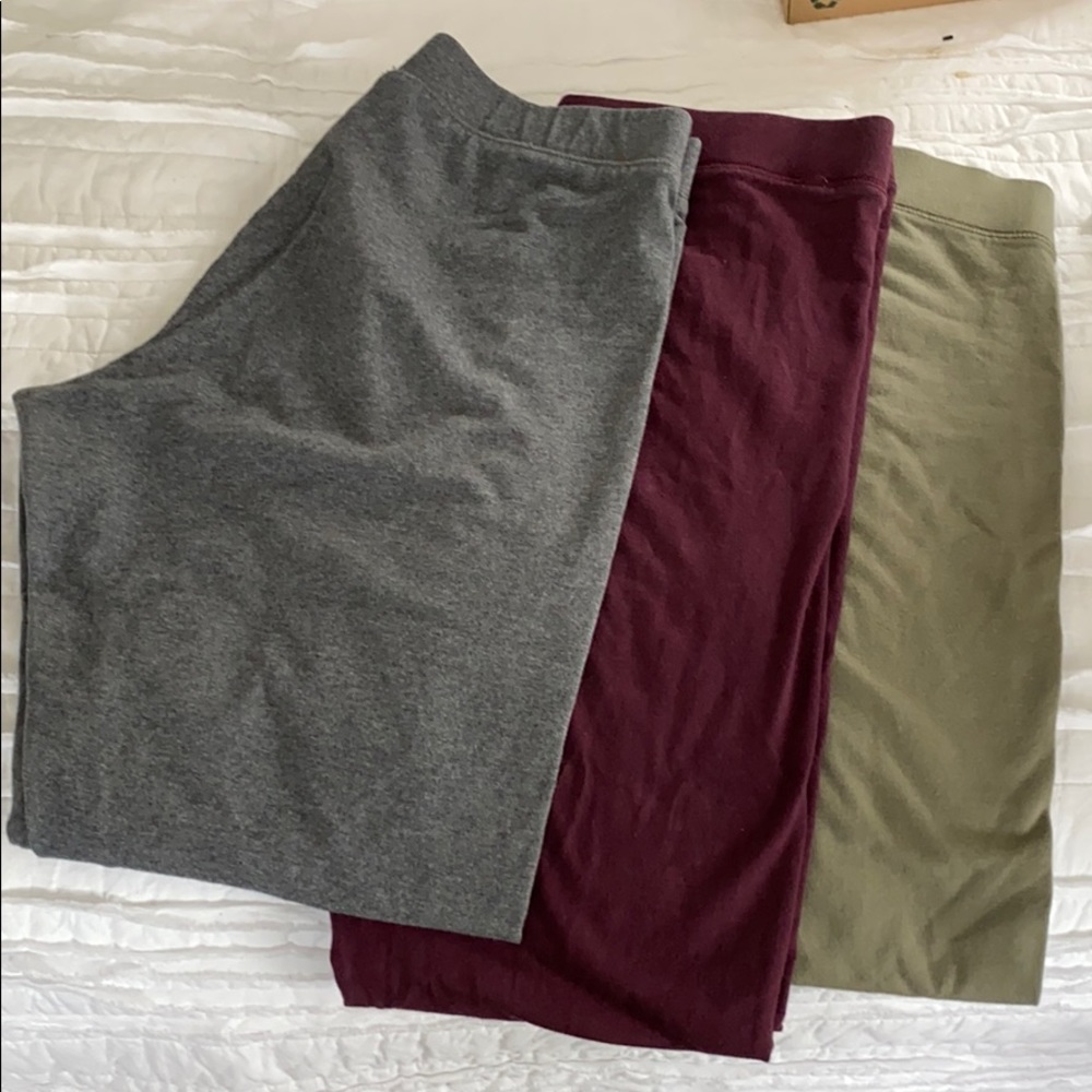 Lot of 3 leggings!